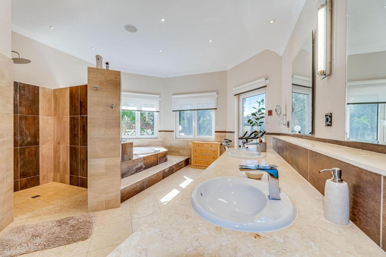 Villa Svim, Walking Distance To The Beach! Marbella Luaran gambar