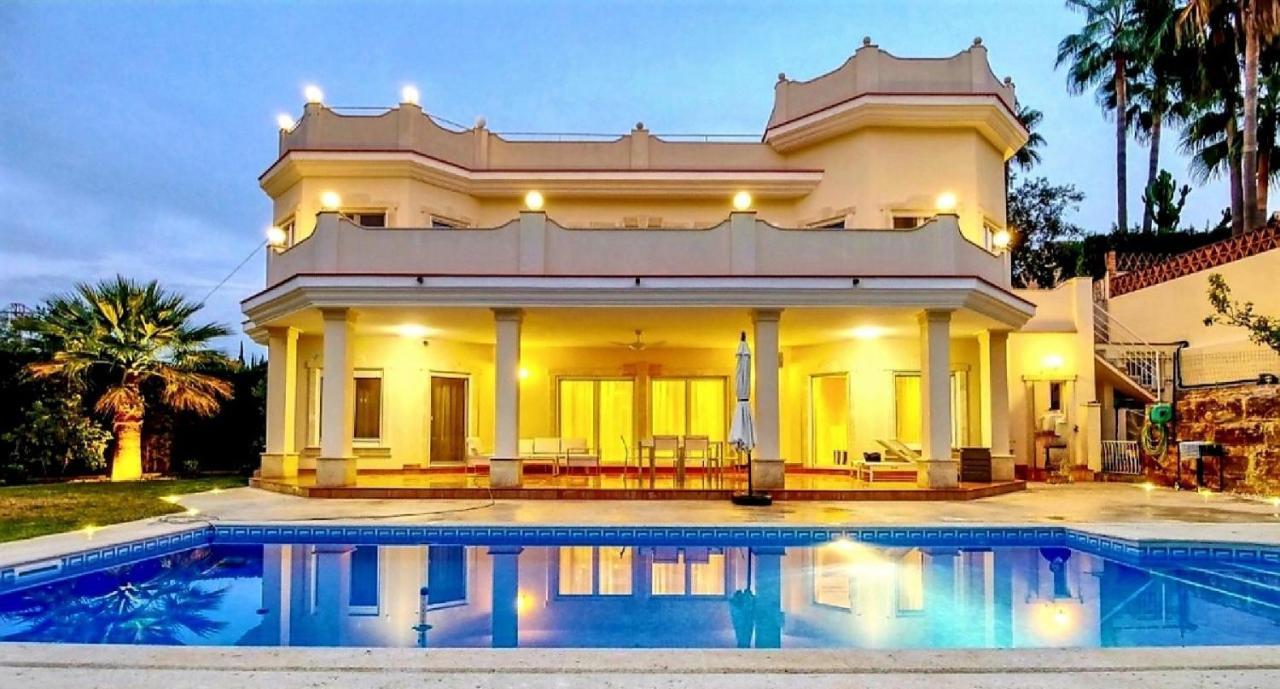 Villa Svim, Walking Distance To The Beach! Marbella Luaran gambar