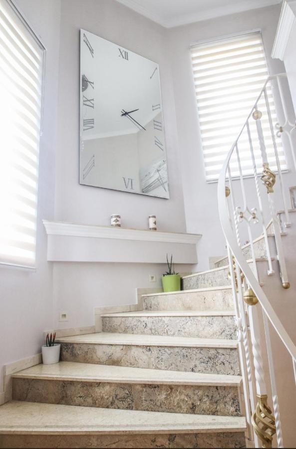 Villa Svim, Walking Distance To The Beach! Marbella Luaran gambar